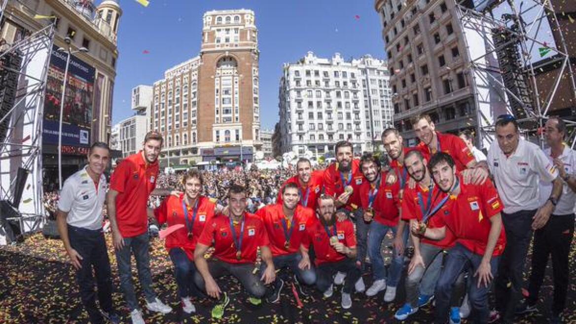 Βίντεο: Αποθέωσαν τους πρωταθλητές Ευρώπης στη Μαδρίτη!