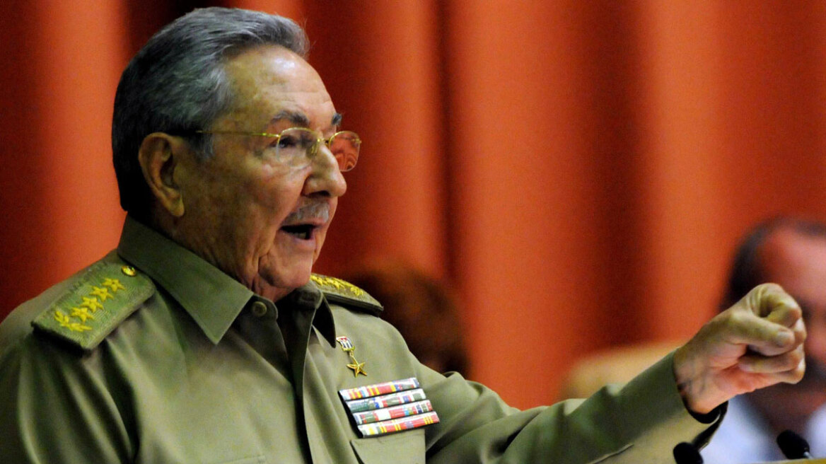 Ο Ραούλ Κάστρο ζητεί την άρση του αμερικανικού εμπάργκο