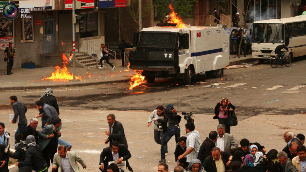 Τουρκία: Τέσσερις πολίτες σκοτώθηκαν σε συγκρούσεις μεταξύ στρατού και Κούρδων ανταρτών