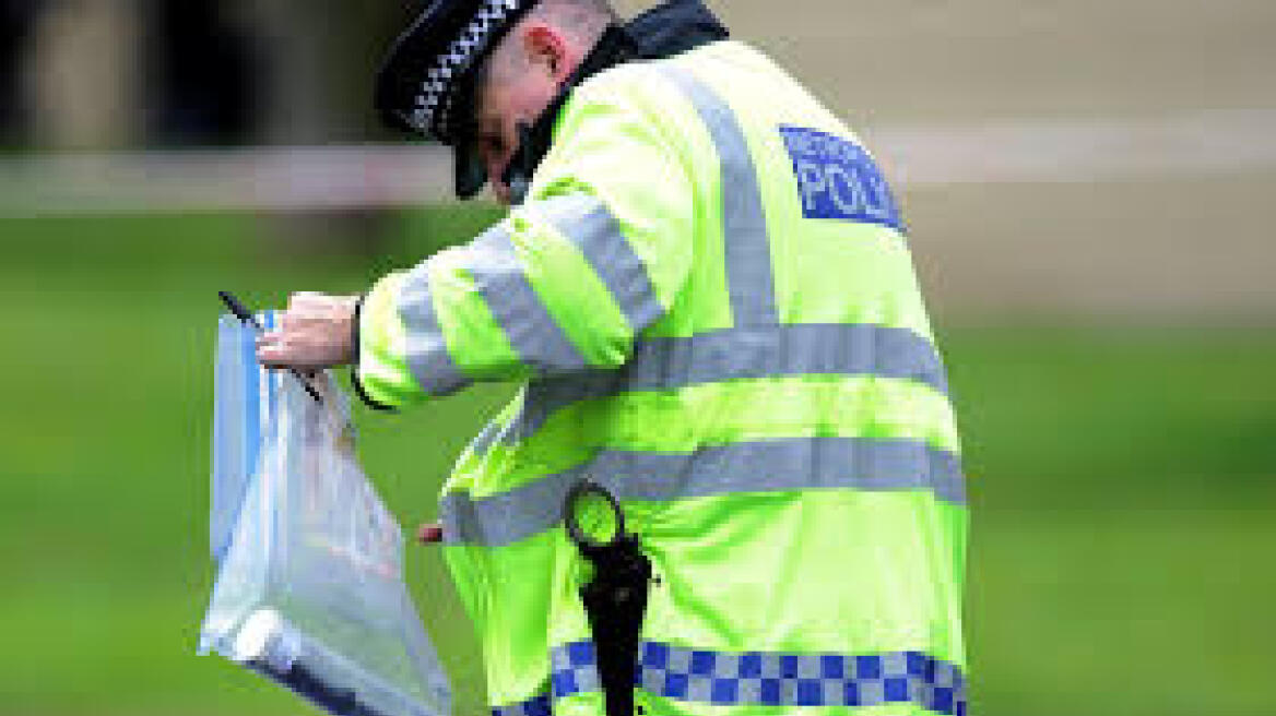 Δύο ανήλικοι συνελήφθησαν για τον εμπρησμό ενός τεμένους στο νότιο Λονδίνο