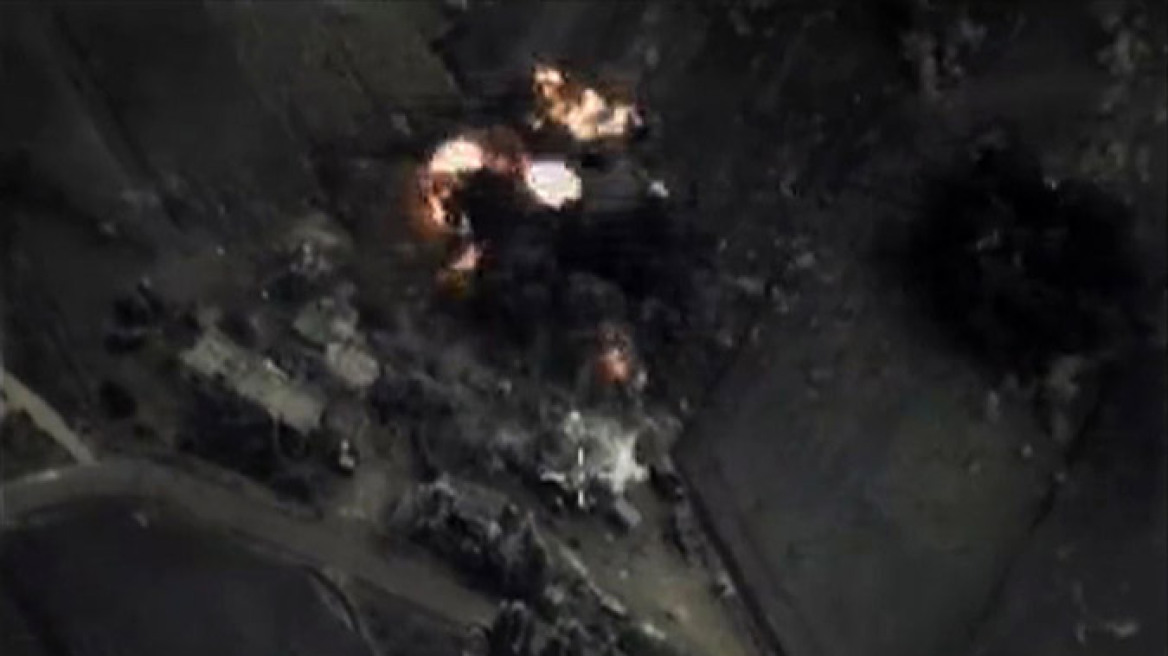 Η Ρωσία βομβαρδίζει, η Αμερική κατηγορεί και η Συρία φλέγεται