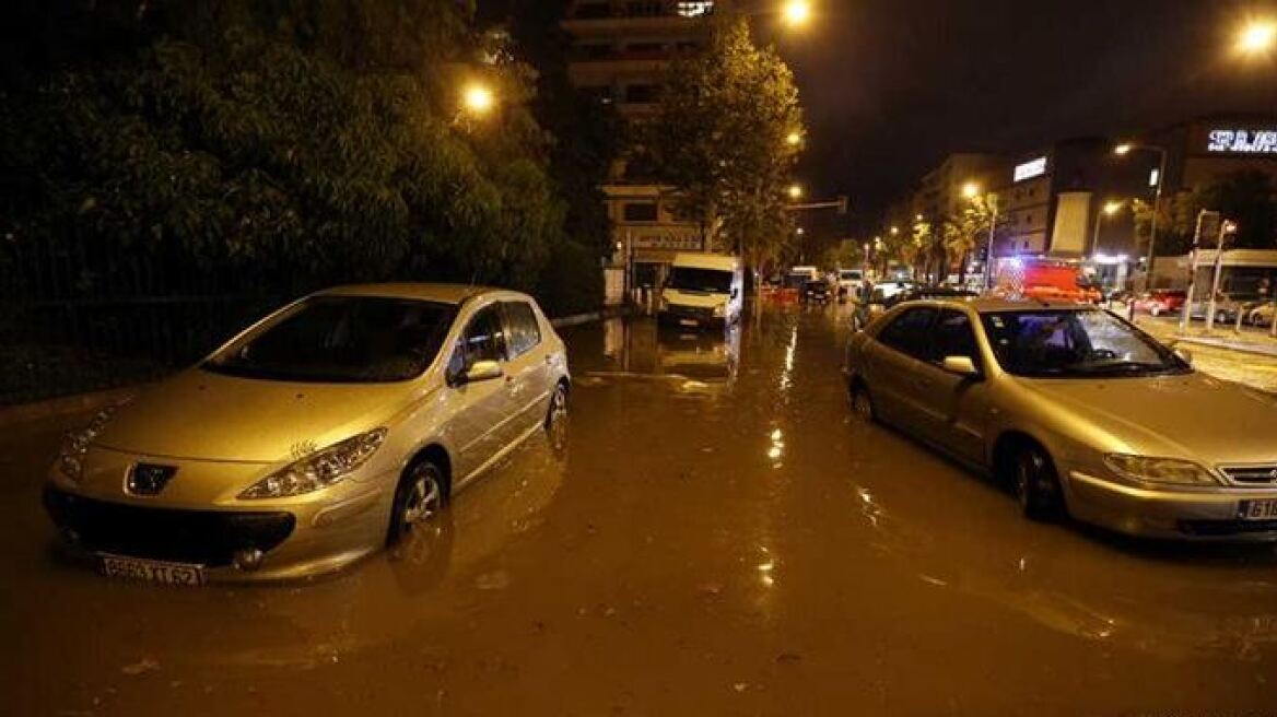 Γαλλία: Τουλάχιστον 12 νεκροί από πρωτοφανείς πλημμύρες στην Γαλλική Ριβιέρα