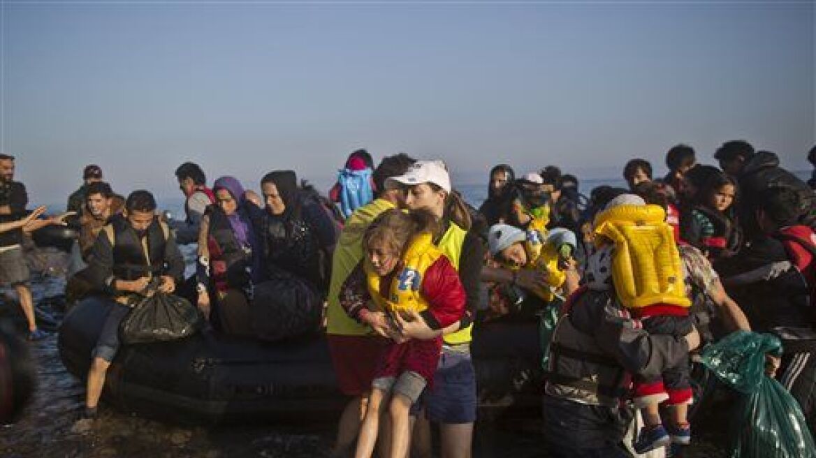 Διάσωση 115 μεταναστών στα ανοικτά της Ισπανίας