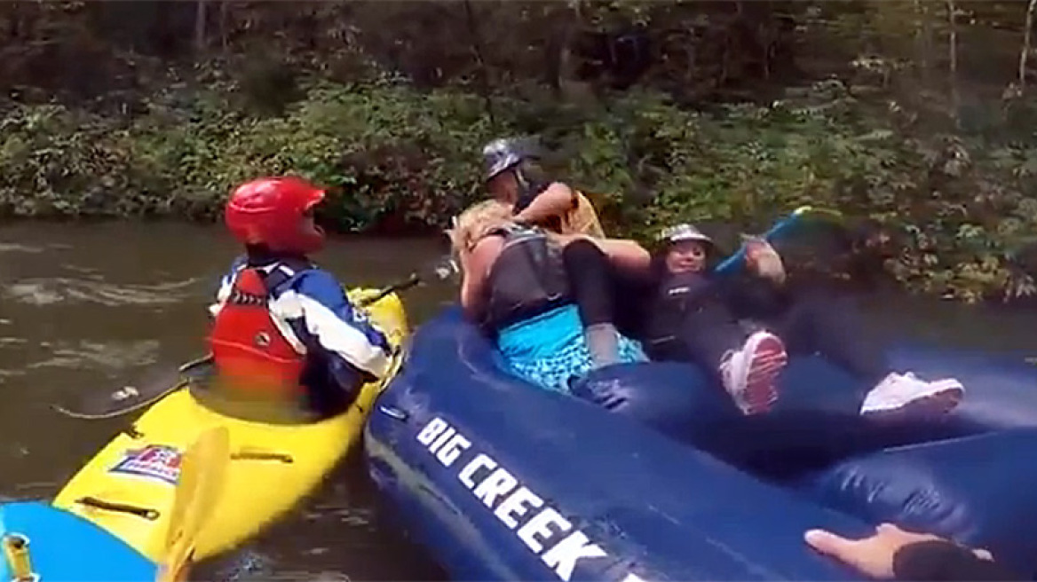 Βίντεο: Δύο γυναίκες «πλακώνονται» κάνοντας καγιάκ σε ορμητικά νερά ποταμού!