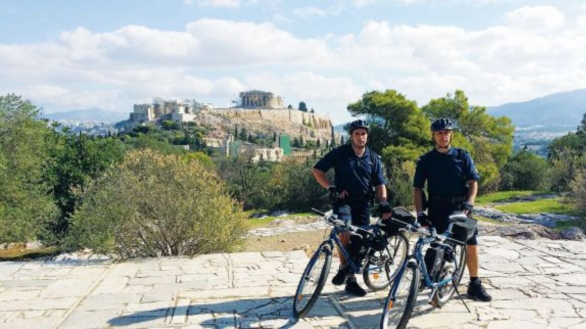 Bicycle police patrol areas of heightened tourist interest (pics + vids)