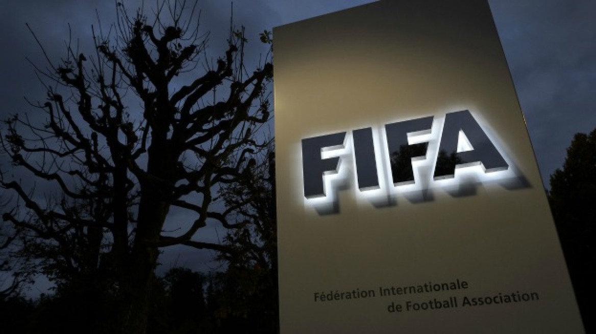 Ενδεχόμενο αναβολής των εκλογών της FIFA λόγω των αποβολών Μπλάτερ και Πλατινί