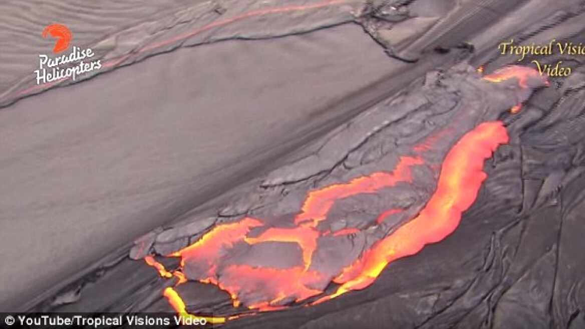 Μοναδικές εικόνες: Δείτε «πλημμύρα» λάβας σε ηφαίστειο στην Χαβάη