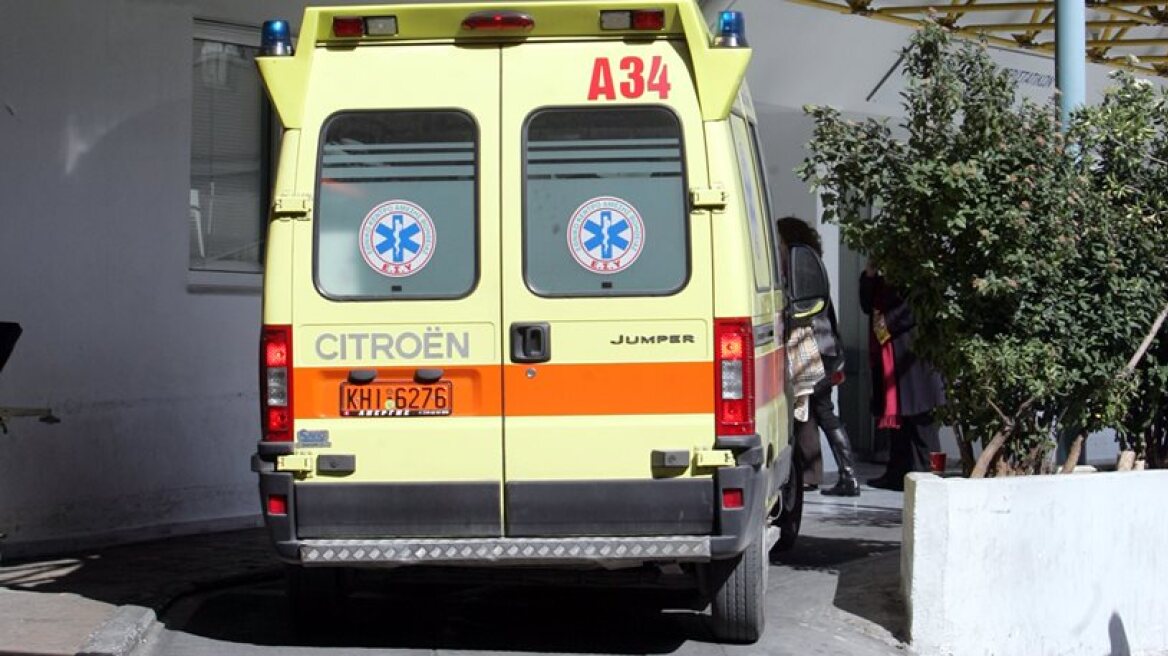 Young student stabbed by two youths at Korydallos