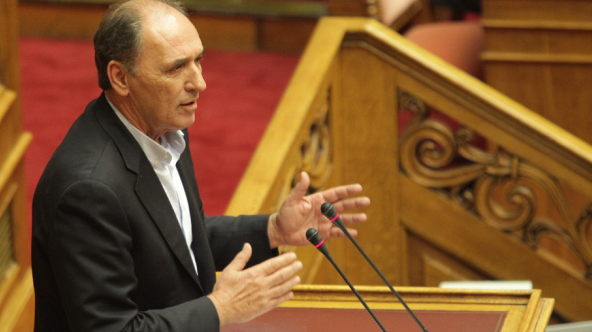 Βουλή: «Πυρ ομαδόν» για το ξεχασμένο 1 εκατ. του Σταθάκη