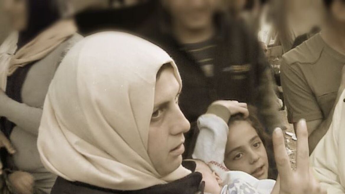 Η συγκλονιστική ιστορία Σύριας: «Tο ένα παιδί μου το πήρε ο πόλεμος, το άλλο πάρτο εσύ!»