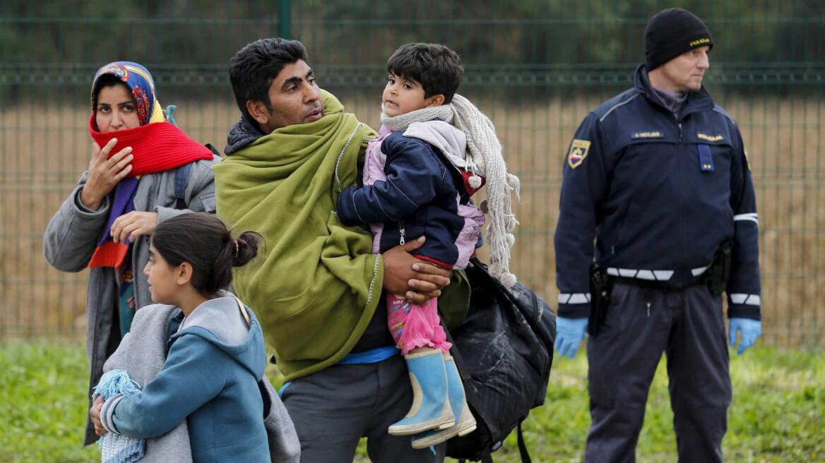 Δεν θα δεχθεί απεριόριστο αριθμό μεταναστών, δηλώνει η Σλοβενία 