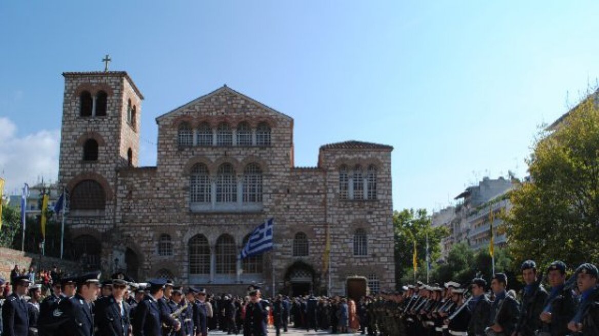 Θεσσαλονίκη: Ξεκίνησαν οι εορτασμοί με τη λιτάνευση της εικόνας του Αγίου Δημητρίου