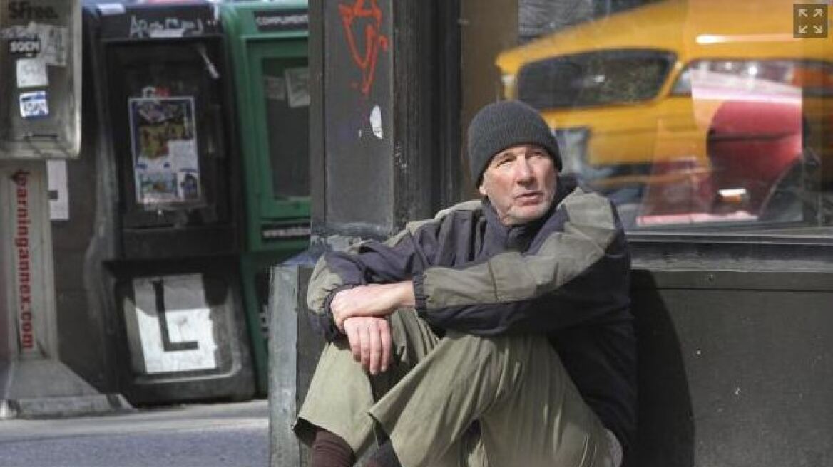 Η αλήθεια πίσω από τη φωτογραφία του «άστεγου» Ρίτσαρντ Γκιρ που έγινε viral