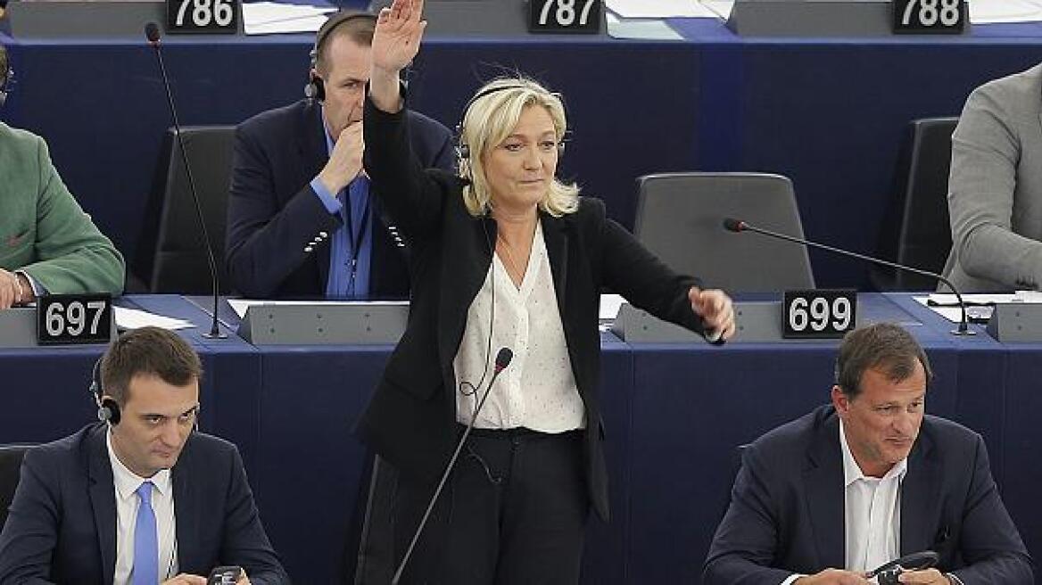 Ευρωκοινοβούλιο: Υποψίες νοθείας σε ψηφοφορία - Η Μαρίν Λεπέν «ψήφισε» ενώ απουσίαζε