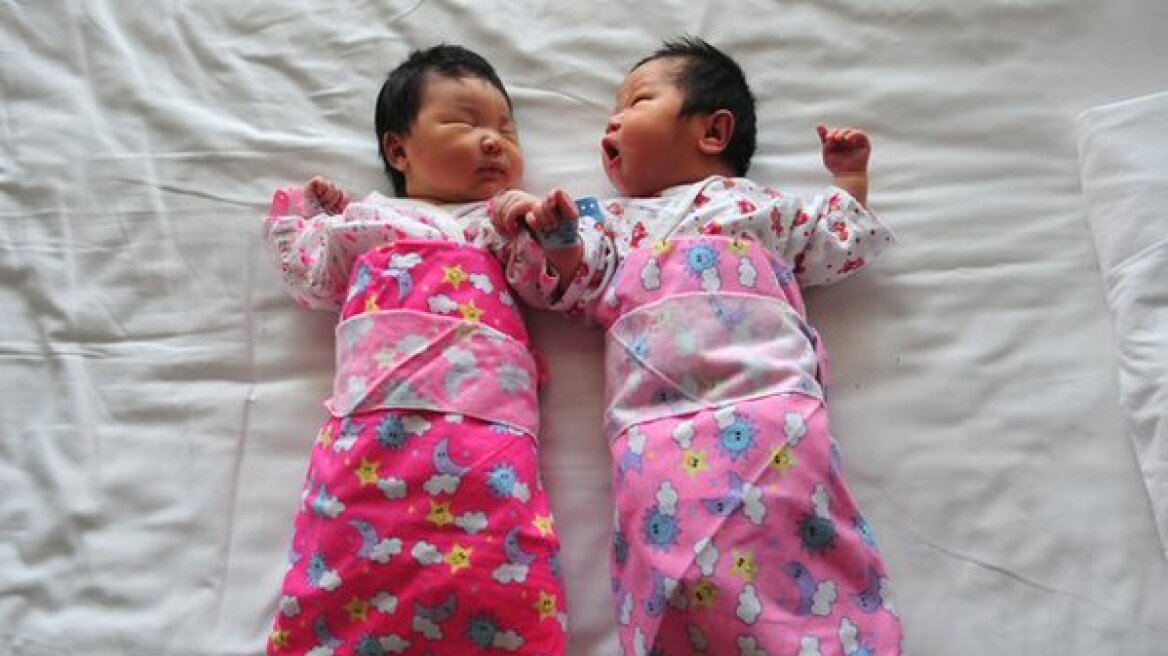 Ιστορική απόφαση: Η Κίνα επέτρεψε τη γέννηση και δεύτερου παιδιού ανά ζευγάρι