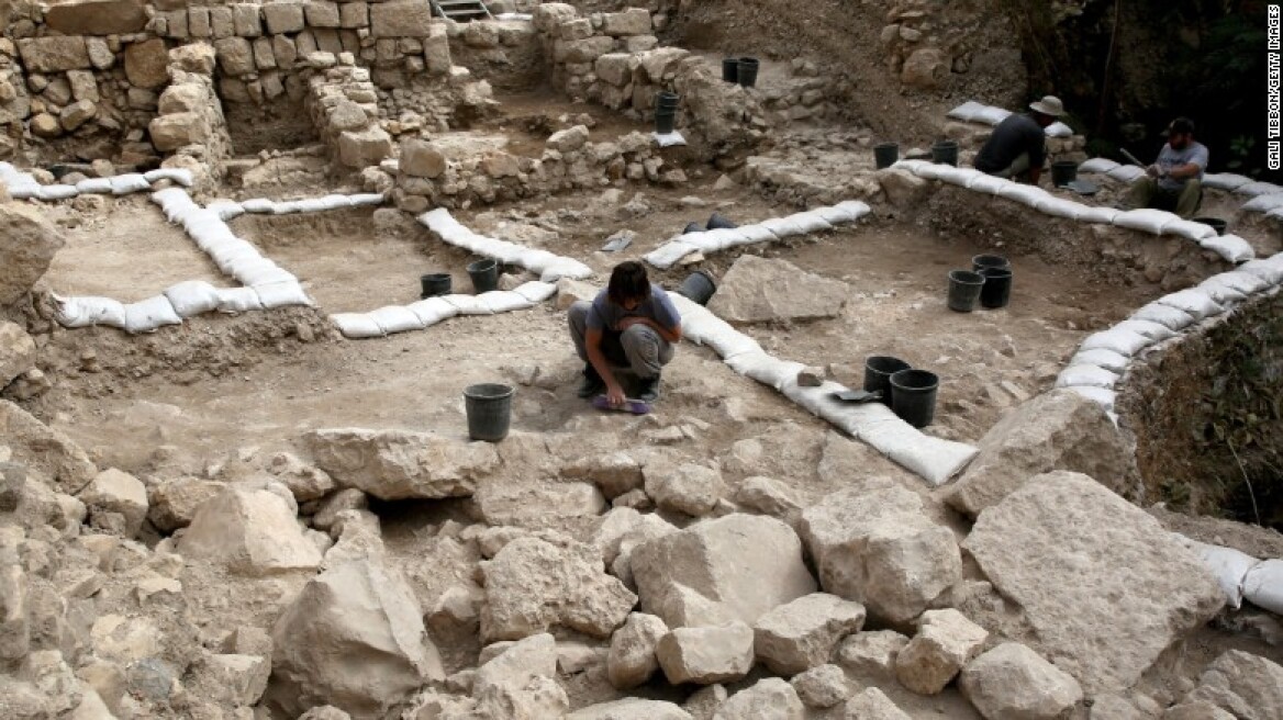 Ιερουσαλήμ: Ανακαλύφθηκε αρχαιοελληνικό φρούριο κάτω από πάρκινγκ αυτοκινήτων