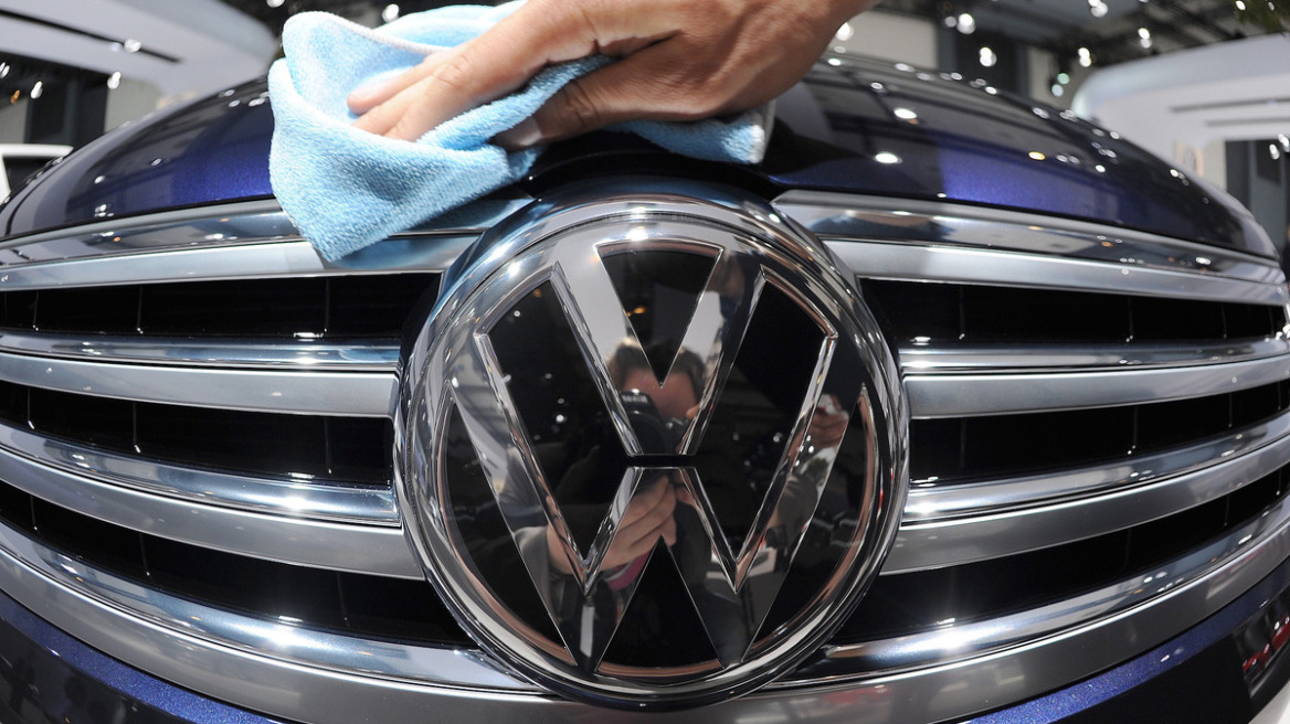 Βερολίνο και Ε.Ε. ζητούν εξηγήσεις από τη Volkswagen για το νέο σκάνδαλο