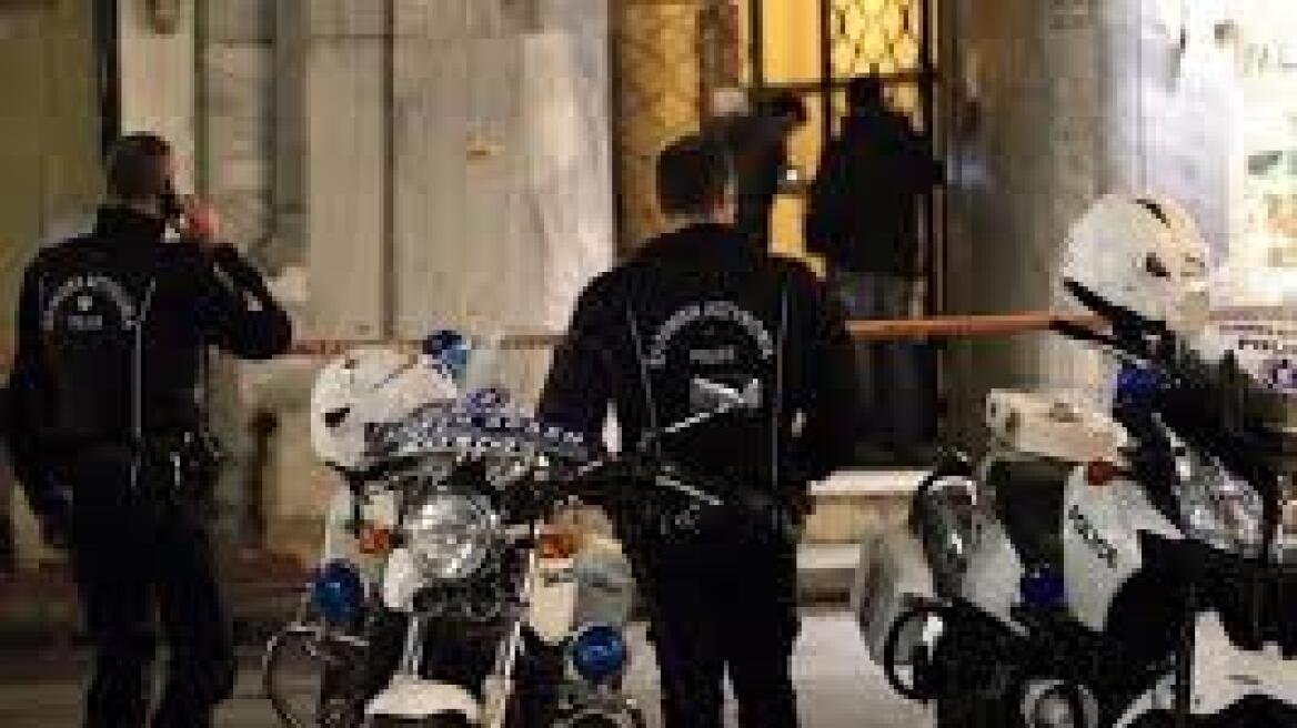 Επίθεση με γκαζάκια σε γραφεία του ΣΥΡΙΖΑ σε Γλυφάδα, Νέα Ιωνία και Κυψέλη