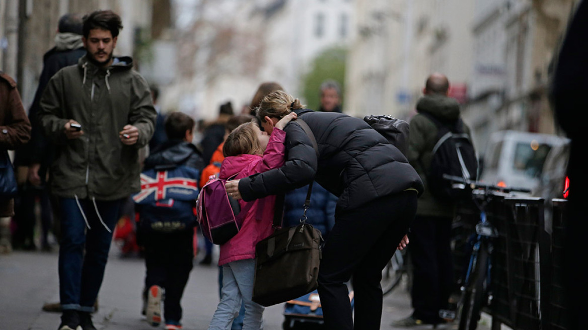Παρίσι: Ανοιξαν τα σχολεία με την παρουσία ψυχολόγων