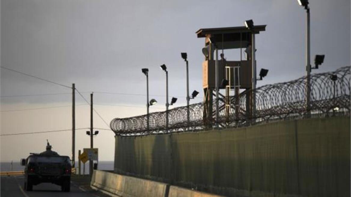 Πέντε κρατούμενοι από το Γκουαντάναμο μεταφέρθηκαν στα Ηνωμένα Αραβικά Εμιράτα