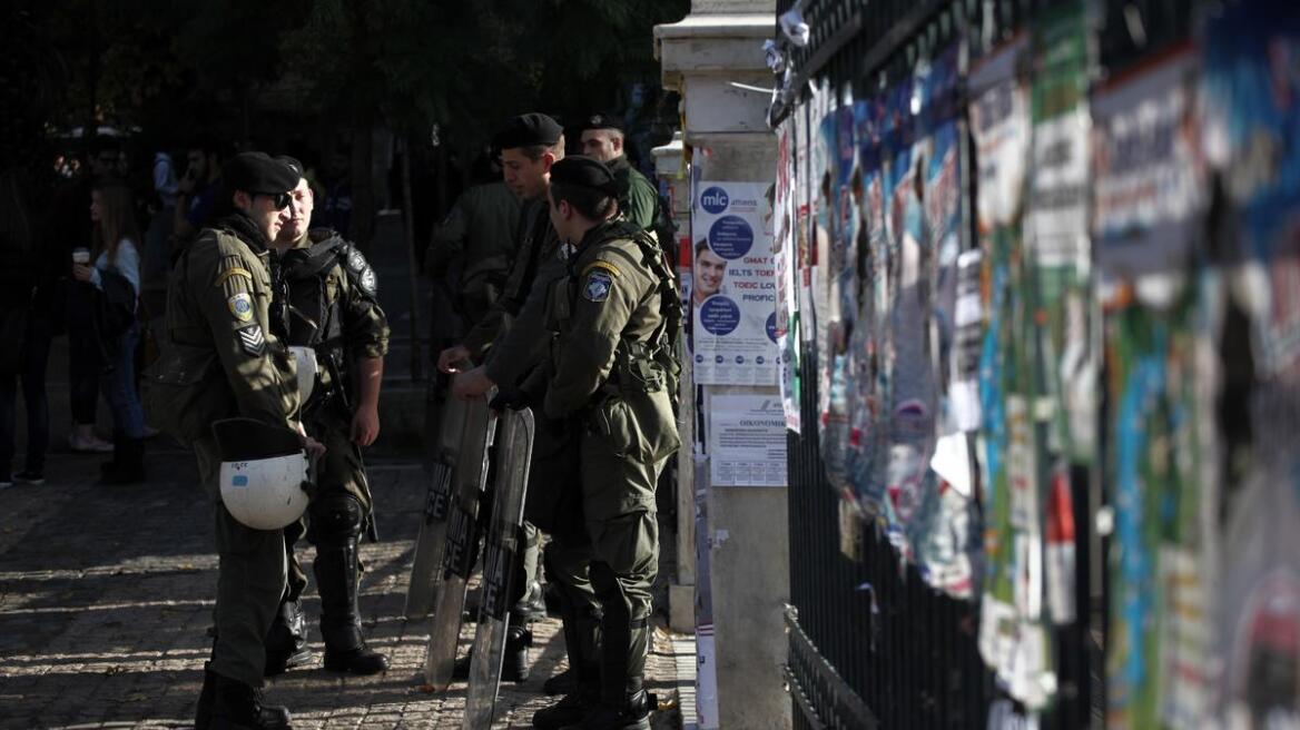 Επέτειος Πολυτεχνείου: Δρακόντεια τα μέτρα ασφαλείας στο κέντρο της Αθήνας 