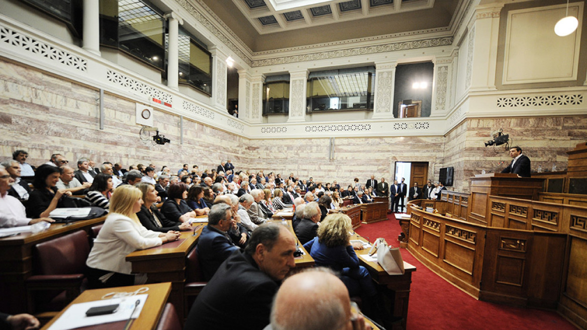 Αναταραχή στον ΣΥΡΙΖΑ: Δυσφορία βουλευτών για πλειστηριασμούς και νέους φόρους