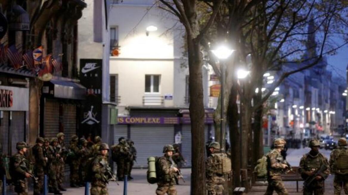 Σε συναγερμό και πάλι το Παρίσι: Έκρηξη στο προάστιο του κρησφύγετου των τρομοκρατών 