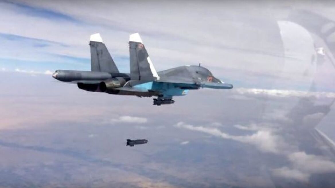 Συρία: Οι Ρώσοι βομβαρδίζουν ανελέητα τα βυτία ανεφοδιασμού του ISIS