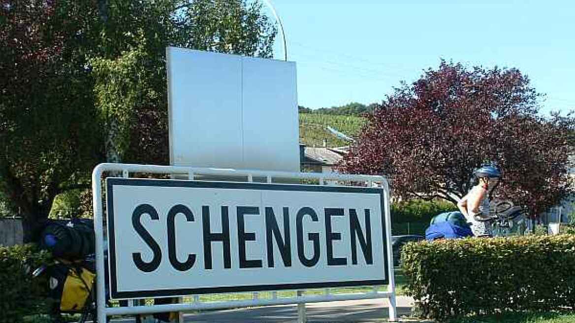 The end of Schengen as we know it: Greece could get kicked out