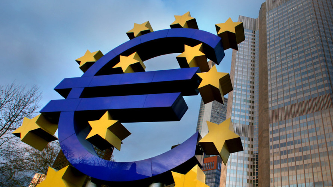 Εκθεση ΕΚΤ: Παραμένει υψηλός ο κίνδυνος χρεοκοπίας της Ελλάδας 