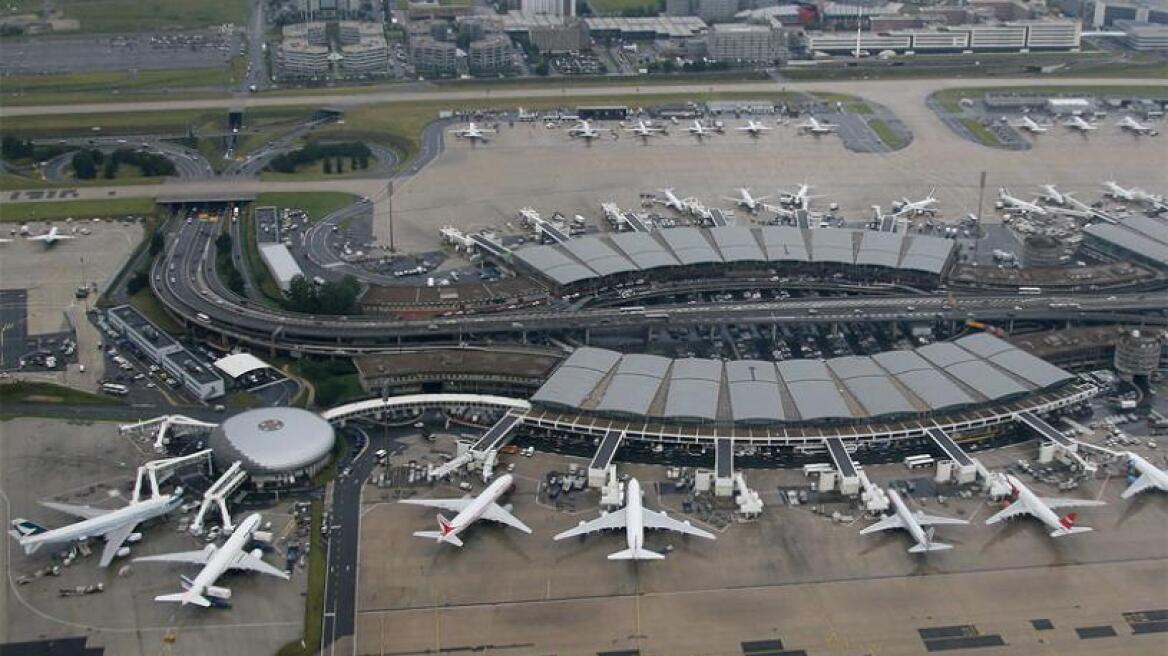 Ύποπτοι για τρομοκρατία δεκάδες εργαζόμενοι του αεροδρομίου Σαρλ Ντε Γκωλ