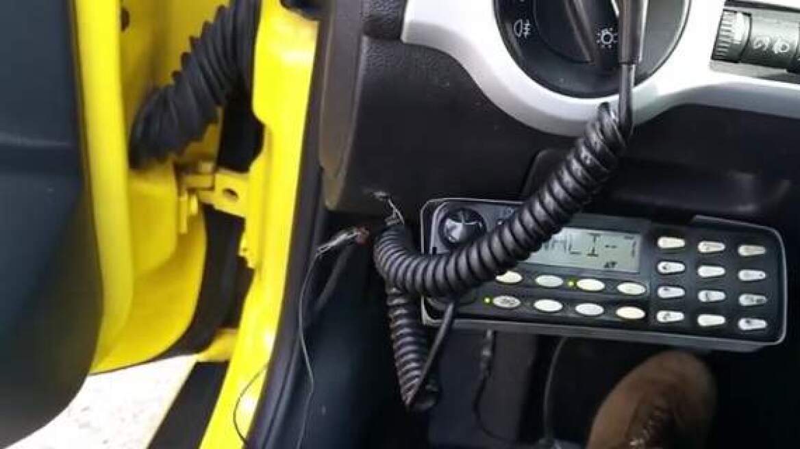Βίντεο: Έτσι «πειράζουν» τα ταξίμετρα οι οδηγοί ταξί  