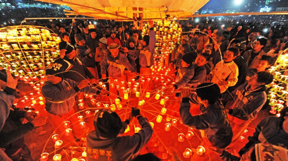 Myanmar's dazzling Tazaungdaing Festival of Lights (pics)