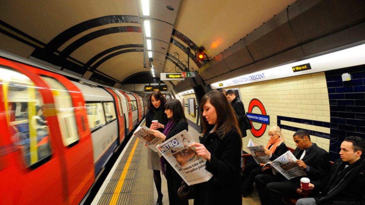 Οργάνωση «κατά των χοντρών» δρα στο μετρό του Λονδίνου 