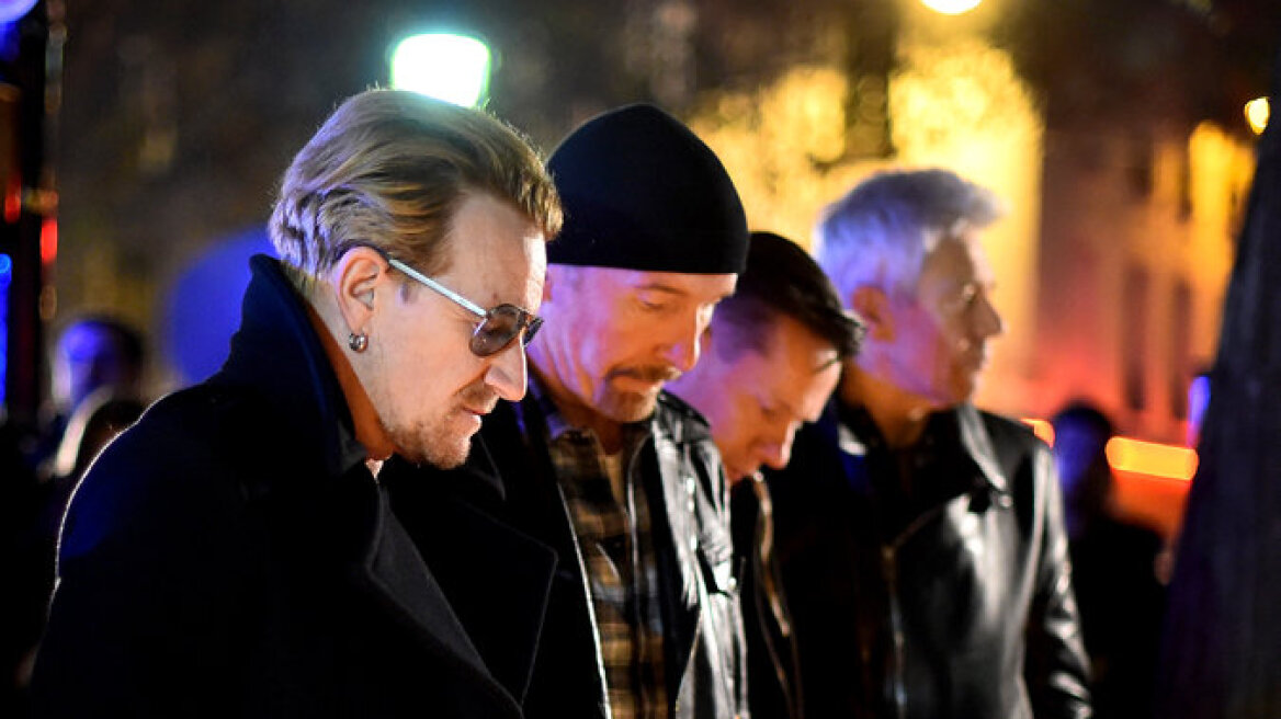 Οι U2 επιστρέφουν στο Παρίσι και προτείνουν «απόλυτη ανυποταγή στο φόβο»