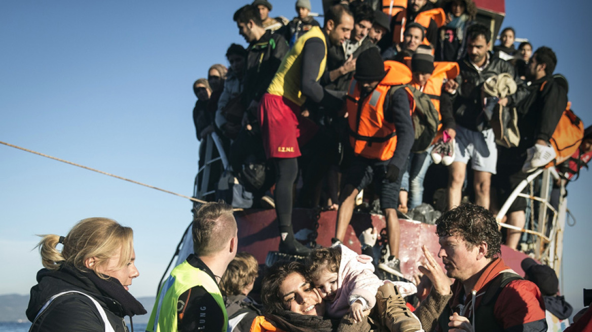 Επιμένουν οι Ευρωπαίοι: Να αναλάβει η Frontex την φύλαξη των ελληνικών συνόρων