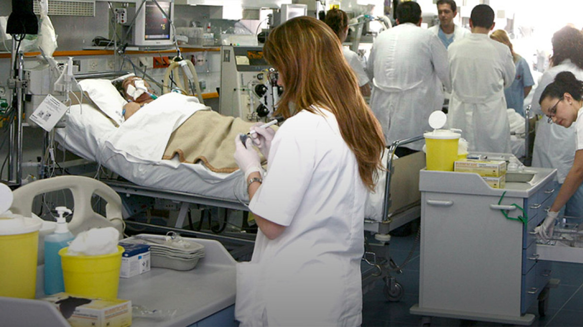 Αμόκ για μια δουλειά σε νοσοκομείο: Έχουν υποβληθεί 50.000 αιτήσεις για 690 θέσεις