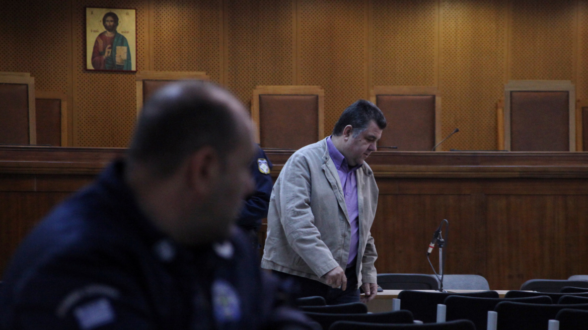 Δίκη Χρυσής Αυγής: Αυτοψία στο σημείο της δολοφονίας του Π. Φύσσα ζητά η υπεράσπιση