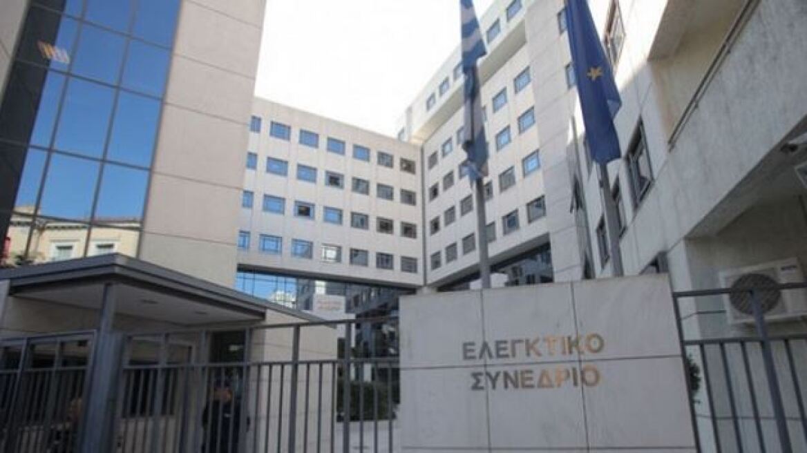 Ευνοιοκρατία και χειραγώγηση στις προαγωγές καταγγέλλουν οι δικαστές