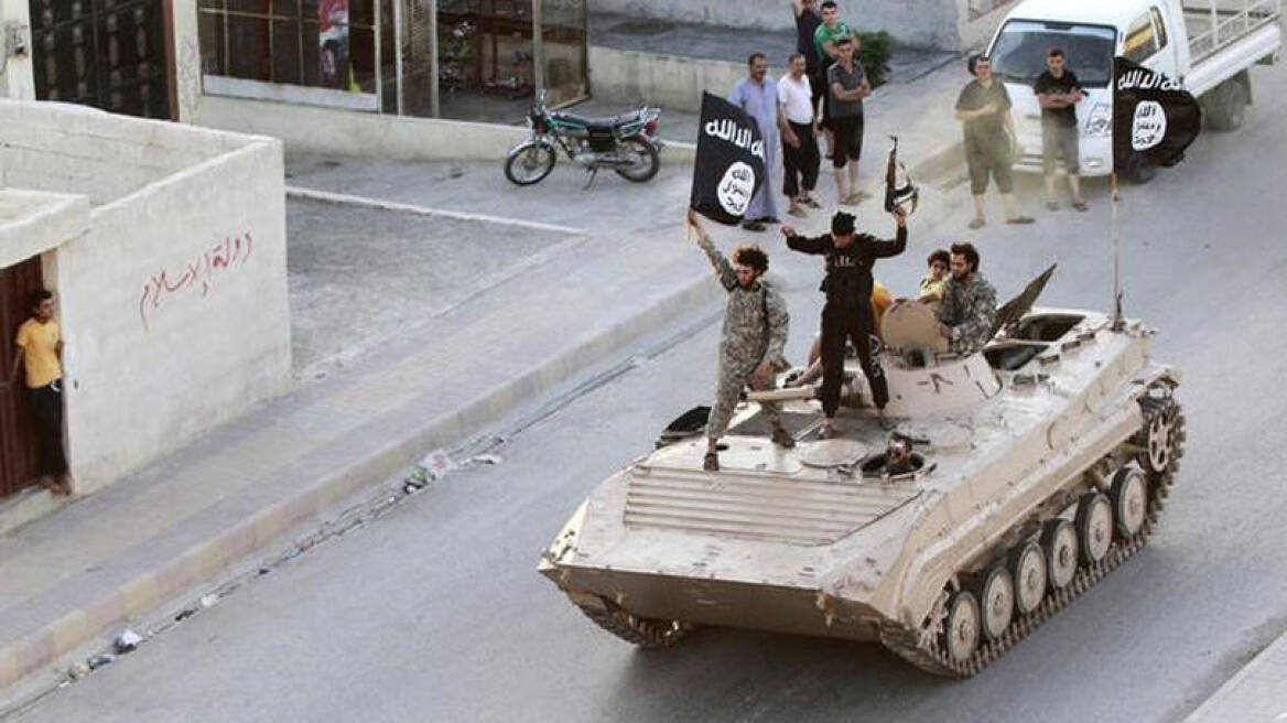 Άντρες του ISIS ανακατέλαβαν δύο περιοχές στη Συρία