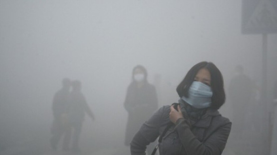 Πεκίνο: «Χρυσές δουλειές» για καναδική εταιρεία που πουλά εμφιαλωμένο καθαρό αέρα