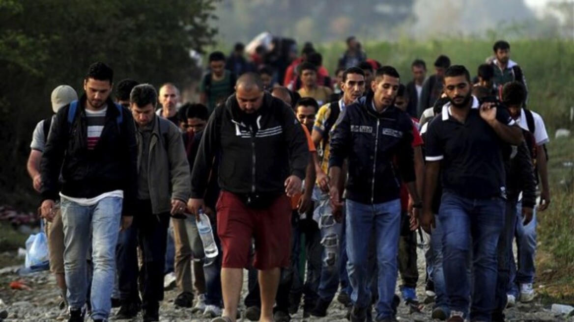 Γερμανία: Μετανάστες είχαν στην κατοχή τους πλαστά διαβατήρια ίδια με των βομβιστών του Παρισιού