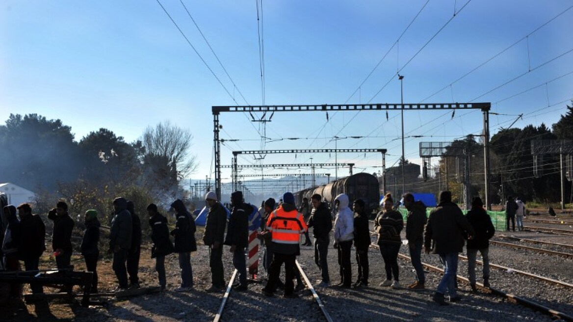 Επικεφαλής Frontex: Η Ελλάδα πρέπει να κάνει πιο συστηματικά απελάσεις μεταναστών