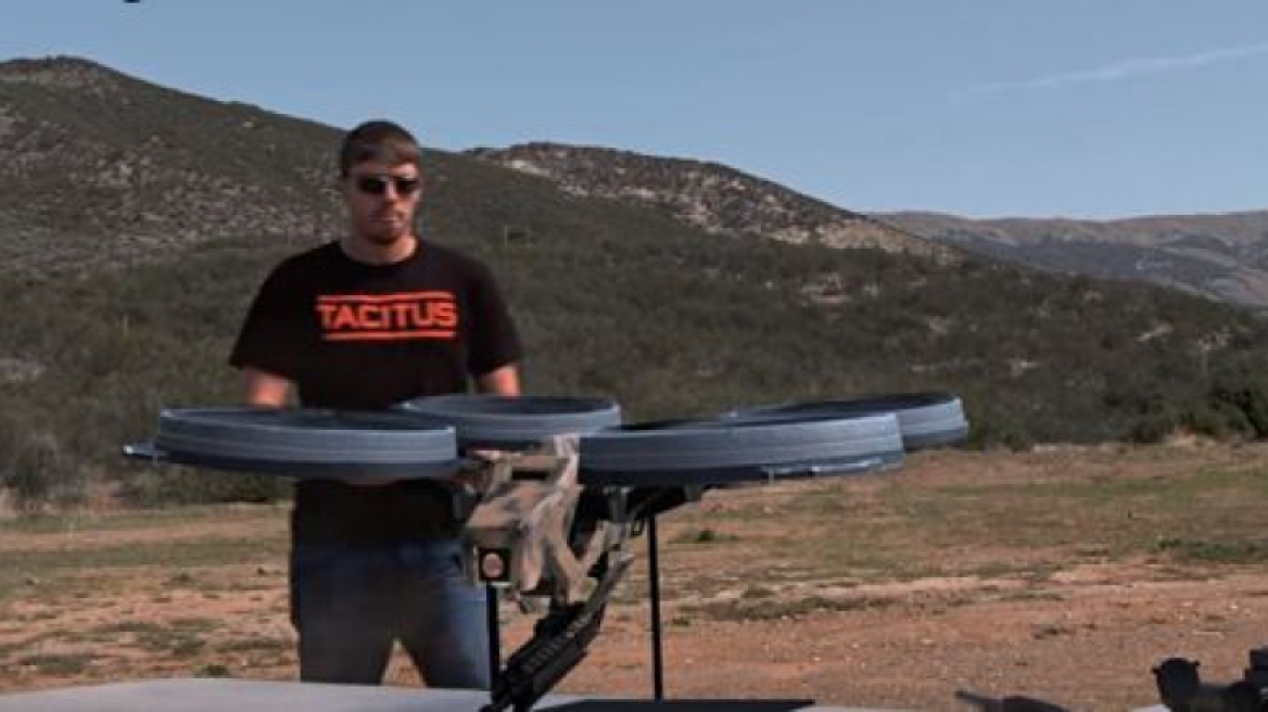 Η Ρωσία κατασκευάζει φλογοβόλα οπλισμένα drones