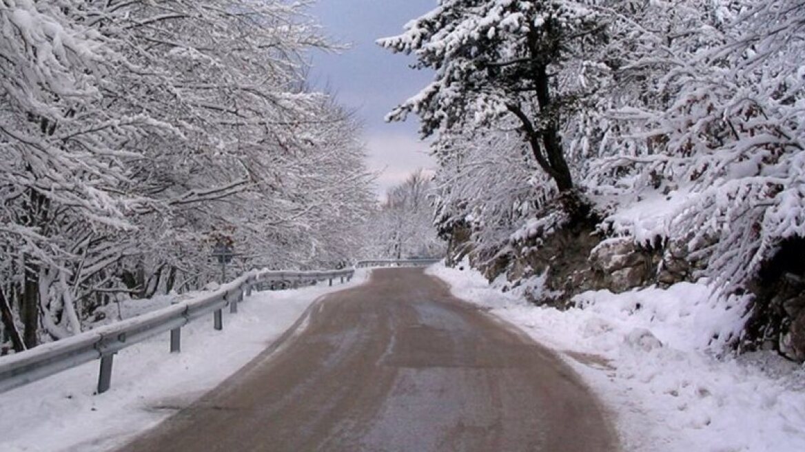 After a mild Christmas in Greece there are snowy days ahead