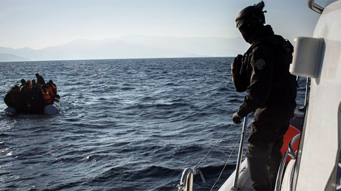 Η Frontex στέλνει 293 συνοριοφύλακες και 15 πλοία στα νησιά του Αιγαίου