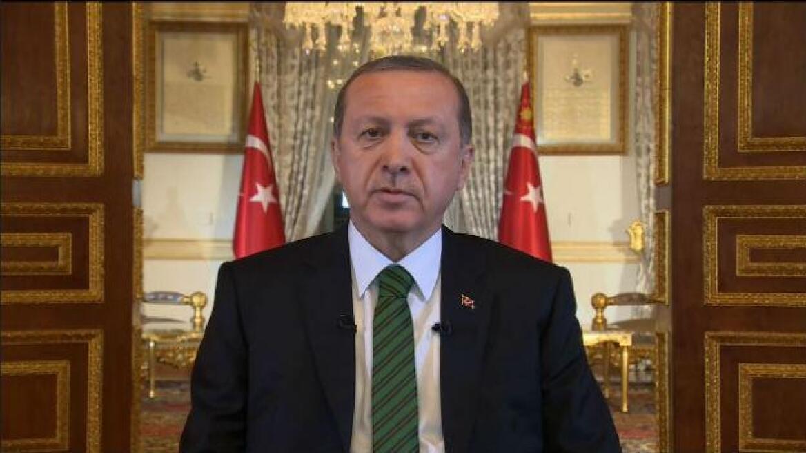 Ερντογάν: Η μάχη κατά των «τρομοκρατών» του PKK θα συνεχιστεί και το 2016
