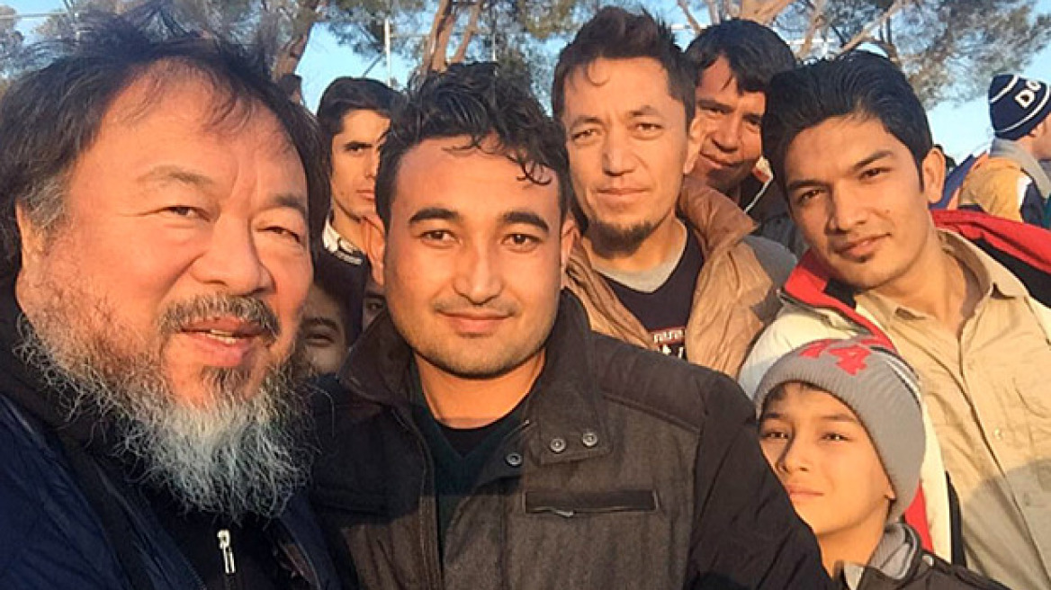 Ai Weiwei to create a refugee memorial on Lesvos