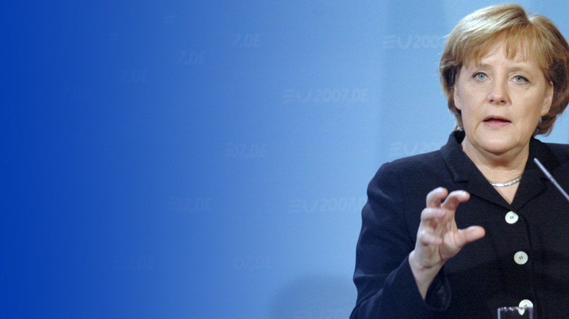 Merkel: We need to stem the refugee flow to keep Schengen area alive