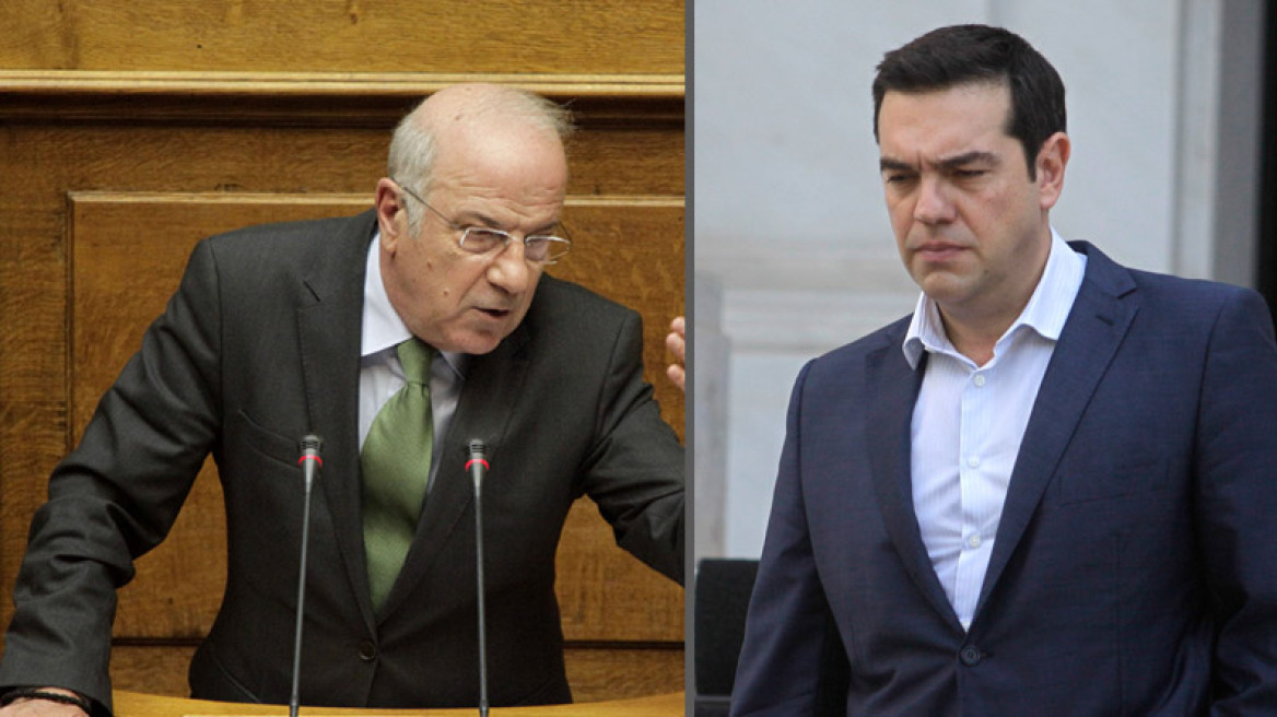 Τσακώνονται στον ΣΥΡΙΖΑ για το αν θα ζητήσουν συγγνώμη απο τον Σημίτη για το ασφαλιστικό